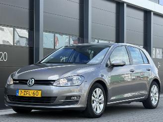 Gebrauchtwagen PKW Volkswagen Golf 1.6 TDI Bluemotion 2015/1