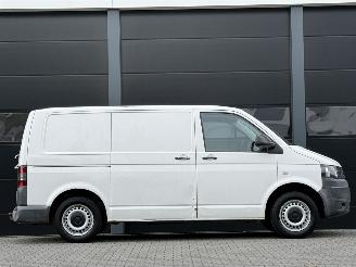 Volkswagen Transporter 2.0 TDI Airco picture 3