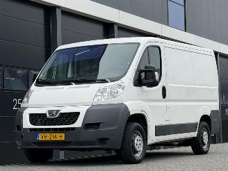 bruktbiler bedrijf Peugeot Boxer 2.2 HDI Airco 3-PERS 2014/3