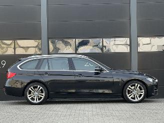 BMW 3-serie 2.0 325d Executive Xenon Clima picture 3