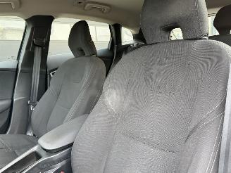 Volvo V-40 1.6 D2 Navi Clima AUTOMAAT picture 8