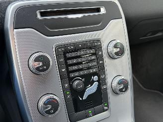 Volvo V-70 2.0 D4 Navi Leer Clima EURO-6 picture 12