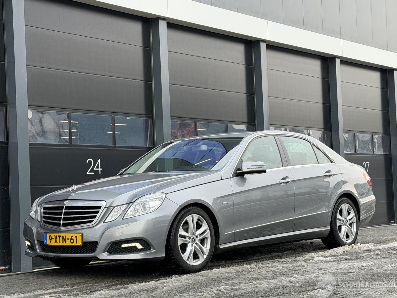 Mercedes E-klasse 220 CDI Aventgarde Camera Xenon