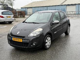 Ocazii autoturisme Renault Clio 1.5 dCi Night & Day Navi Clima 2011/7