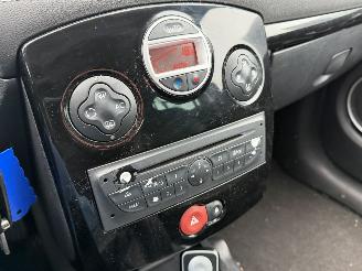 Renault Clio 1.5 dCi Night & Day Navi Clima picture 7