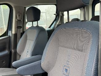 Citroën Berlingo 1.6 HDIF Multispace 5-PERS Clima picture 6