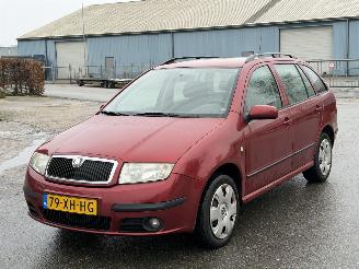 begagnad bil auto Skoda Fabia 1.4-16V Spirit+ 2007/6