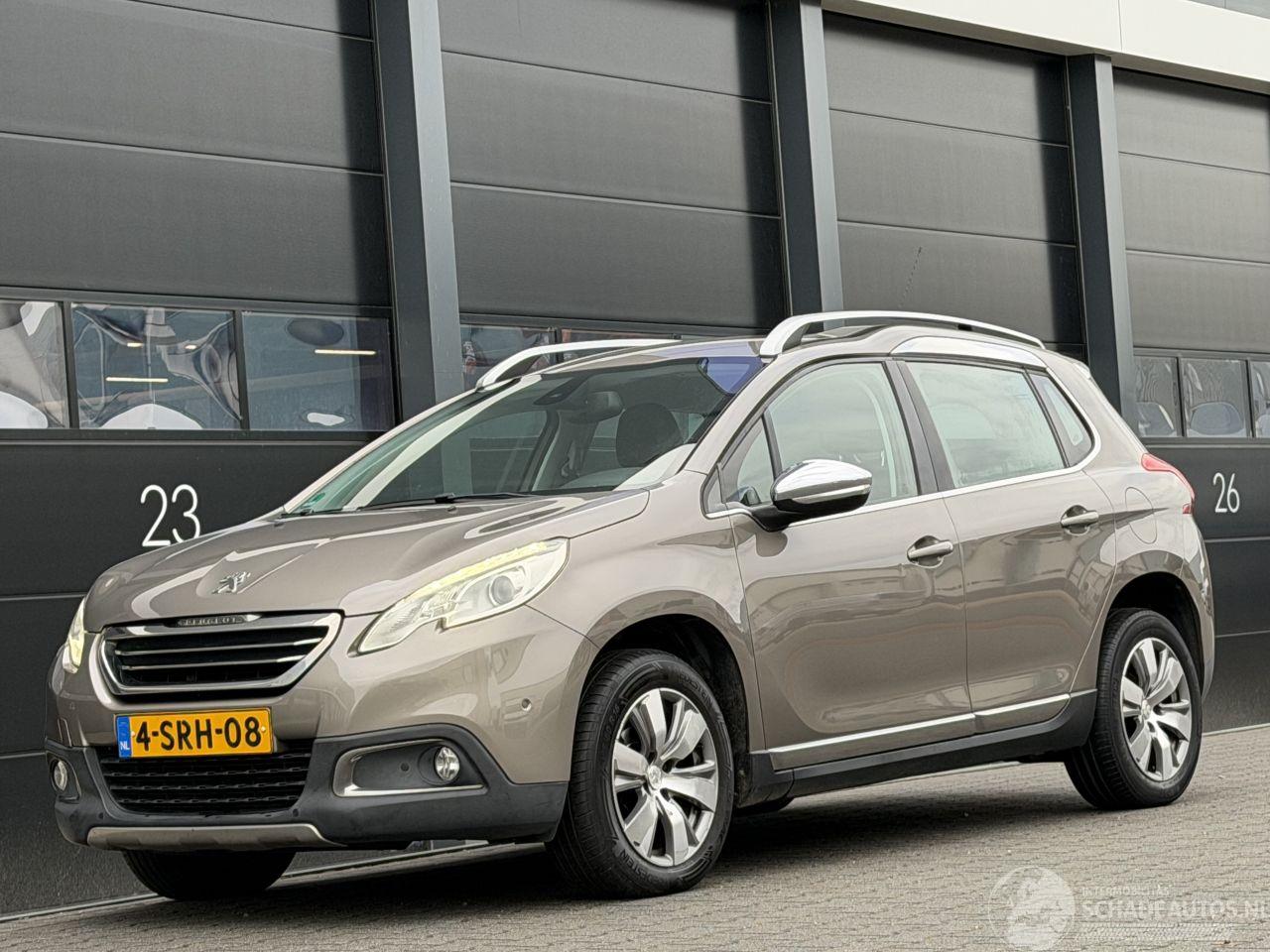 Peugeot 2008 1.6 e-HDi Allure Clima Navi PDC
