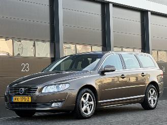 Gebrauchtwagen PKW Volvo V-70 2.0 D2 Xenon Navi Clima EURO-6 2015/11
