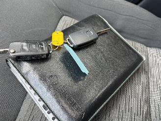 Skoda Octavia 1.6 TDI Dak Navi Clima PDC picture 14