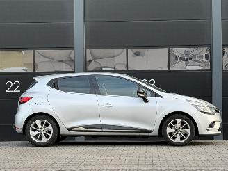 Renault Clio 1.5 dCi Ecoleader Limited EURO-6 picture 3