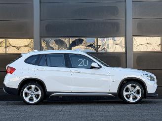BMW X1 2.0 18d Executive Navi Clima PDC picture 3