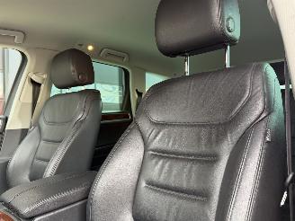 Volkswagen Touareg 3.0 TDI Leer Xenon PDC Navi picture 8