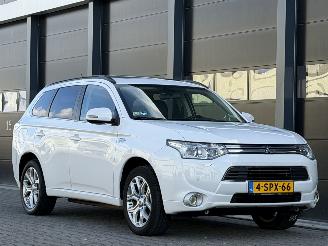 Mitsubishi Outlander 2.0 PHEV Instyle Camera Dak Clima picture 2