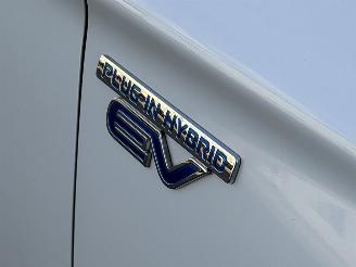 Mitsubishi Outlander 2.0 PHEV Instyle Camera Dak Clima picture 16