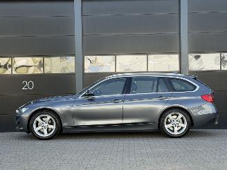 BMW 3-serie 330d Hade-Up Pano Leer Xenon picture 6