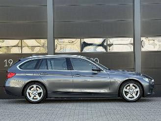BMW 3-serie 330d Hade-Up Pano Leer Xenon picture 3