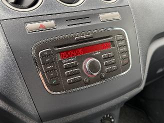 Ford Transit Connect 1.8 TDCi Edition Airco * MARGE * picture 10