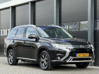 Mitsubishi Outlander 2.4 PHEV Pure Leer Camera Xenon picture 2