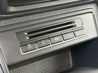 Volkswagen Tiguan 2.0 TDI Navi Camera PDC picture 11