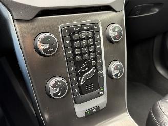 Volvo V-40 1.6 D2 Summum Leer Navi Clima picture 14