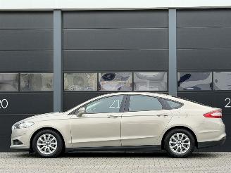 okazja samochody osobowe Ford Mondeo 1.6 TDCi Navi Clima PDC Memory 2015/5
