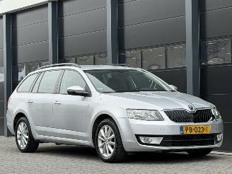 Skoda Octavia 1.6 TDI Navi Clima AUTOMAAT picture 2