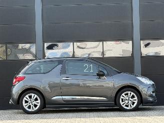 Citroën DS3 1.4 e-HDi Chic Clima AUTOMAAT picture 3