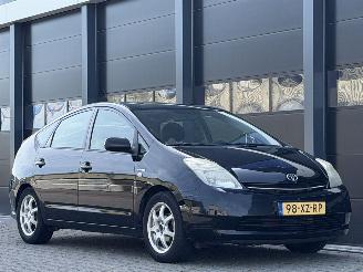 Toyota Prius 1.5 VVT-i picture 2