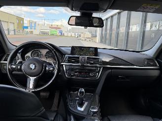 BMW 3-serie 320d Luxury Leer Navi Clima PDC picture 7