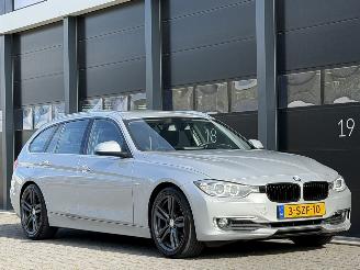 BMW 3-serie 320d Luxury Leer Navi Clima PDC picture 2