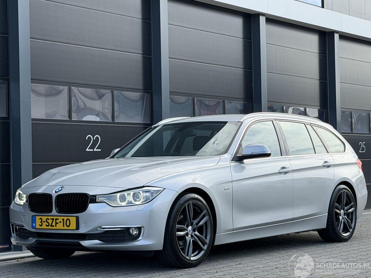BMW 3-serie 320d Luxury Leer Navi Clima PDC