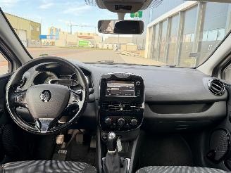 Renault Clio 1.5 dCi ECO Expression Navi Airco picture 7