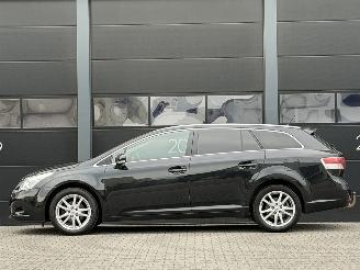 Toyota Avensis 2.0 D-4D Navi Clima Camera picture 6