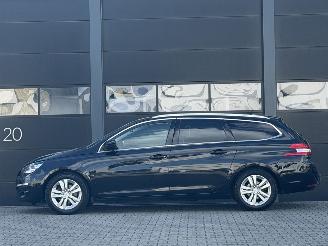 Peugeot 308 1.6 BlueHDI Pano Navi Clima EURO-6 picture 6
