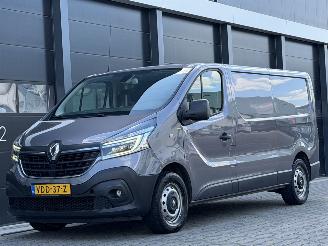 skadebil bedrijf Renault Trafic 1.6 dCi L2-H1 Navi Camera PDC 2019/10