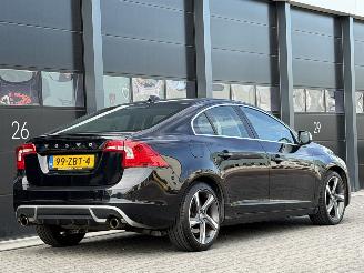 Volvo S-60 2.0 D4 R-Design Navi Clima PDC picture 4