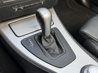 BMW 3-serie 325i Pano Navi Clima PDC picture 11