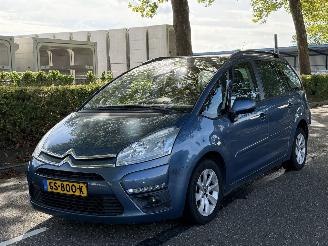 krockskadad bil auto Citroën Grand C4 Picasso 1.6 HDI Navi Clima PDC 2011/6