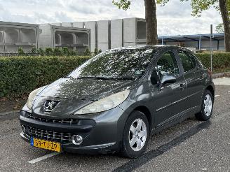 damaged passenger cars Peugeot 207 1.4-16V XS Pack 2007/1