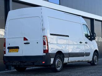 Renault Master 2.3 dCi L2H2 3-PERS picture 4