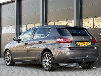 Peugeot 308 1.6 BlueHDi Xenon Pano Clima EURO-6 picture 5