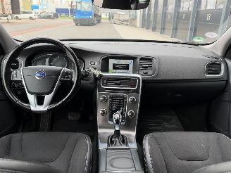 Volvo V-60 Cross Country 2.0 D4 Navi Clima EURO-6 picture 7