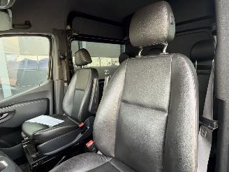 Mercedes Sprinter 3.0 CDI 319 V6 Leer DC-5PERS picture 9