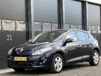 okazja samochody osobowe Renault Mégane 1.6 Dynamique Navi Clima 2009/3