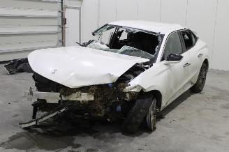 Damaged car DS Automobiles DS 4 DS4 2022/5