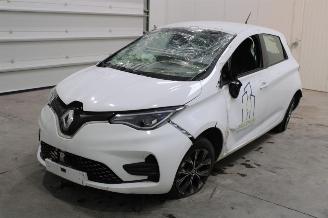 krockskadad bil auto Renault Zoé ZOE 2022/5