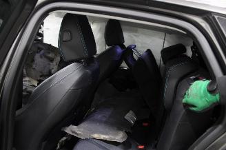 Peugeot 308  picture 11