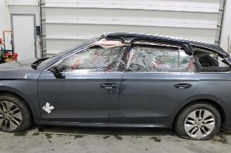 Skoda Octavia  picture 8