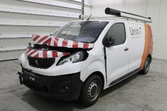 Salvage car Peugeot Expert  2023/11